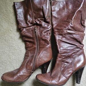Guess leather boots